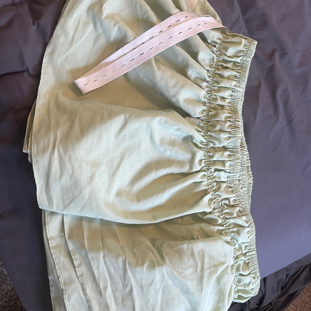 Queen / King Bed Skirt Light Green